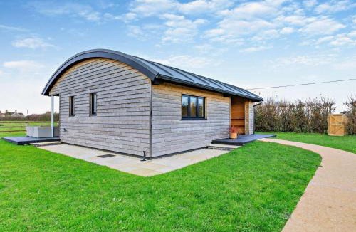 Babcary Cabin | 2 Bed in Somerton oc-92126