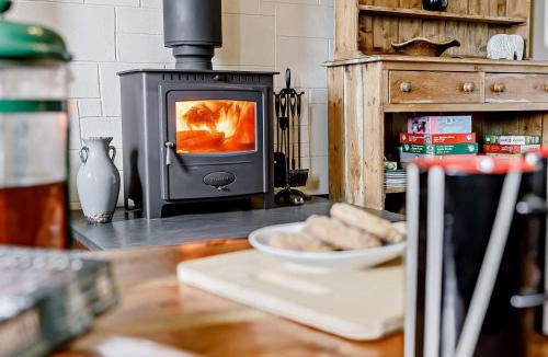 South Molton House | 2 Bed in South Molton oc-88994