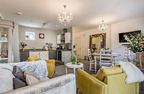 Charlestown Cottage | 2 Bed in St. Austell (oc-50111)