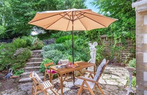 Beaminster Cottage | 2 Bed in Stoke Abbott (oc-r31870)