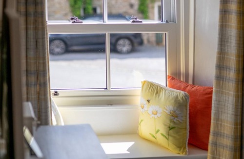 Worton Cottage | 2 Bed in Thwaite (oc-ds946)