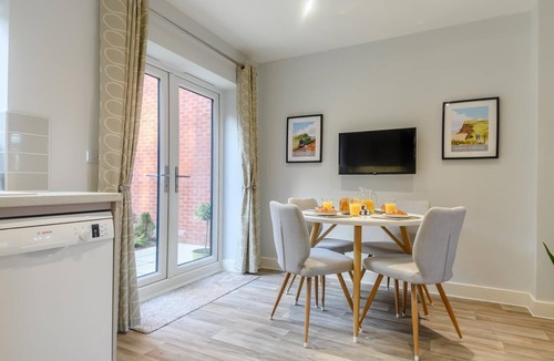 Sheringham Cottage | 2 Bed in Upper Sheringham (oc-w28354)