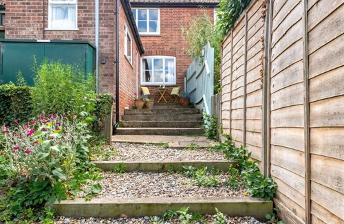 Walberswick Cottage | 2 Bed in Walberswick (oc-grs)