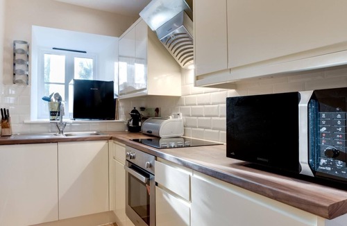 Waren Mill Apartment | 2 Bed in Waren Mill (oc-gd0212)