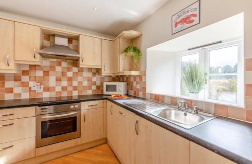 Waren Mill Apartment | 2 Bed in Waren Mill (oc-p33560)
