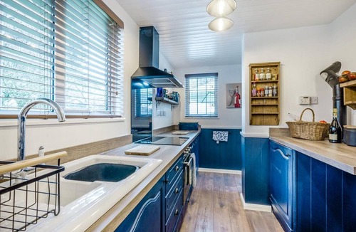 Hopton Cottage | 2 Bed in Wickhampton (oc-t34449)