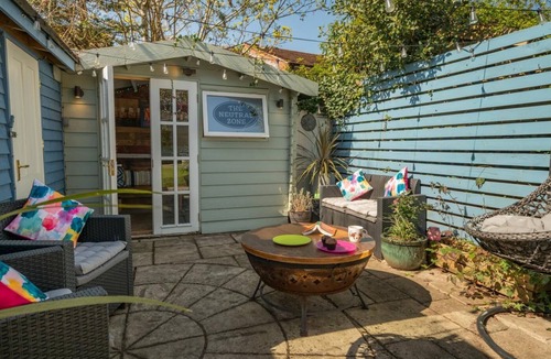 Wimborne Cottage | 2 Bed in Wimborne (oc-s30924)