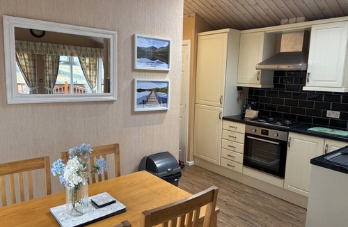 Troutbeck Cabin | 2 Bed Lodge-Sleeps 4-stunning views -Pet Friendly