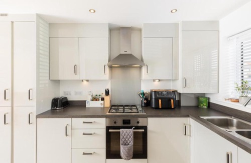 Leamington Spa House | 2 Bed Modern Terrace Leamington Spa - Pass the Keys