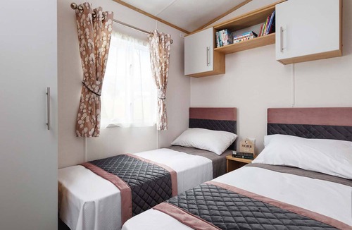 Cresswell House | 2 bedroom accommodation in Cresswell beach