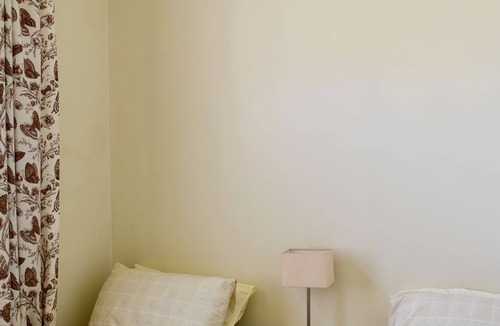 Bognor Regis Cottage | 2 bedroom accommodation in Bognor Regis