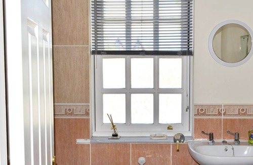 Bognor Regis Cottage | 2 bedroom accommodation in Bognor Regis