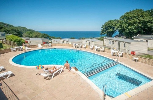 Berrynarbor Ski Chalet | 2 bedroom accommodation in Combe Martin