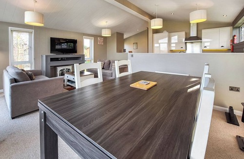Raywell Ski Chalet | 2 bedroom accommodation in Raywell, Beverley