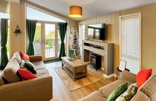 Raywell Ski Chalet | 2 bedroom accommodation in Raywell, Beverley