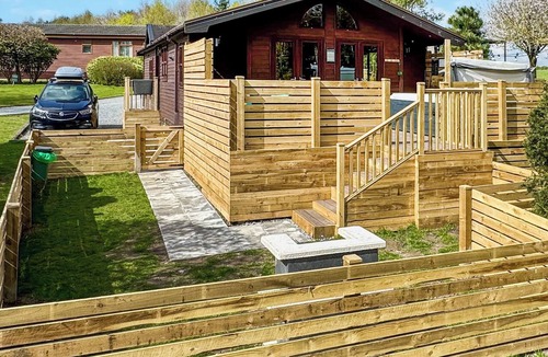 Raywell Ski Chalet | 2 bedroom accommodation in Raywell, Beverley