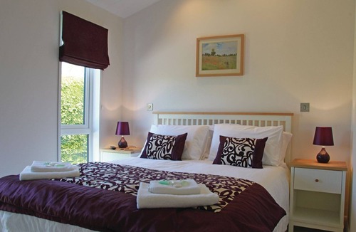 Little Weighton Cabin | 2 bedroom accommodation in Little Weighton, Nr Beverley