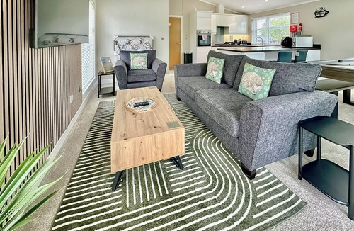 Raywell Ski Chalet | 2 bedroom accommodation in Raywell, Beverley