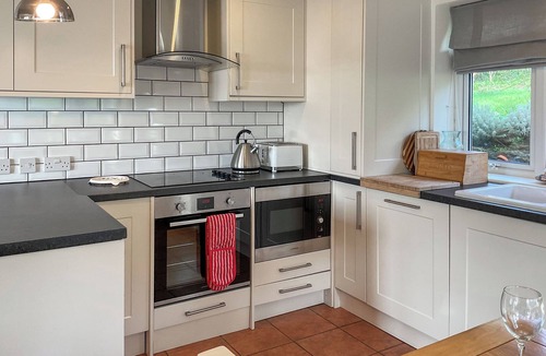 West Bexington Cottage | 2 bedroom accommodation in Bridport