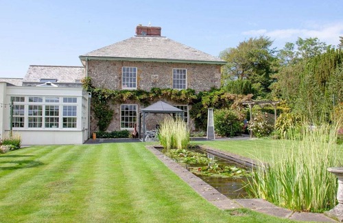Holsworthy Cottage | 2 bedroom accommodation in Bridgerule, near Bude