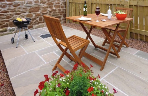 Wing Cottage | 2 bedroom accommodation in Irthington