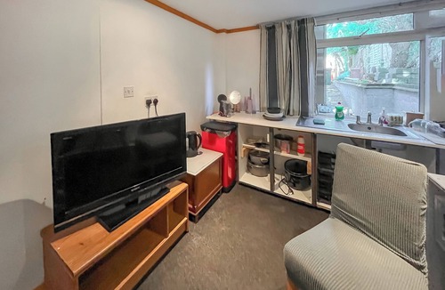 Telscombe Apartment | 2 bedroom accommodation in Peacehaven