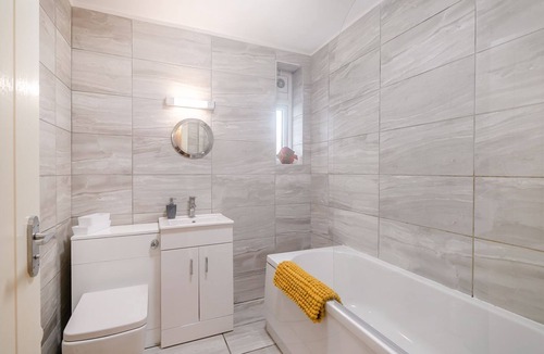 Teignmouth Cottage | 2 bedroom accommodation in Teignmouth, near Shaldon