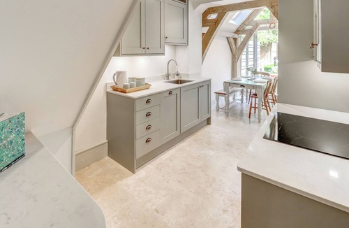 Winchester Cottage | 2 bedroom accommodation in Winchester