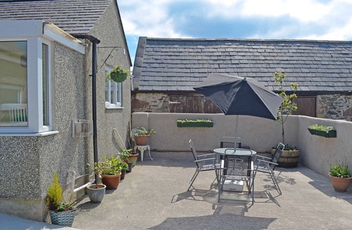 Malltraeth Cottage | 2 bedroom accommodation in Newborough, near Llangefni