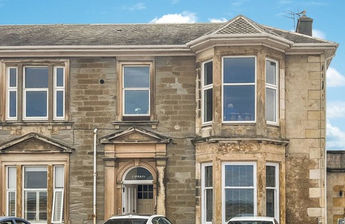 Prestwick Apartment | 2 bedroom accommodation in Prestwick