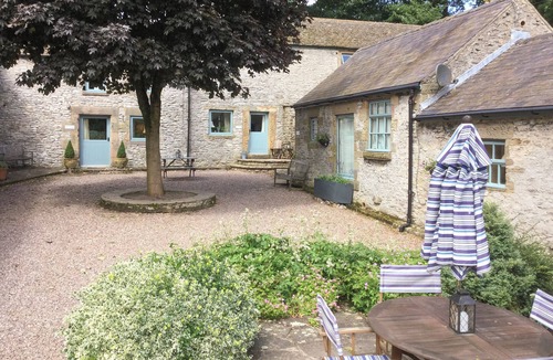 Bakewell Cottage | 2 bedroom accommodation in Over Haddon, near Bakewell