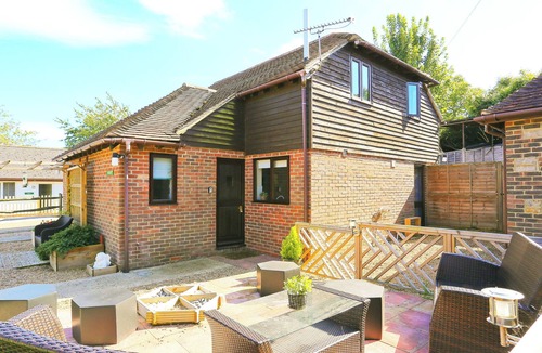 Piltdown Cottage | 2 bedroom accommodation in Uckfield