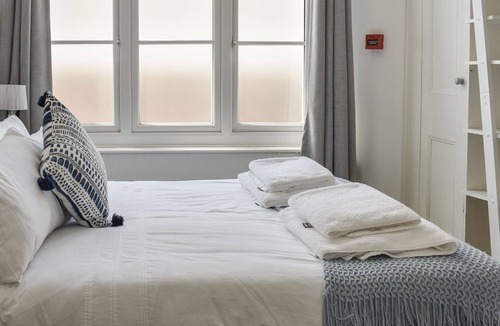 Worthing Cottage | 2 bedroom accommodation in Worthing, near Arundel