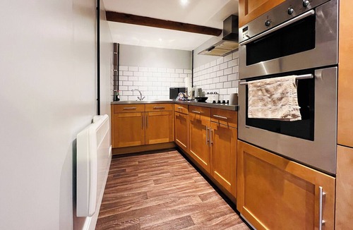 Eccles Ski Chalet | 2 bedroom accommodation in Halling