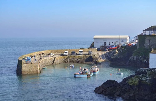 Coverack Cottage | 2 bedroom accommodation in Coverack, near Helston