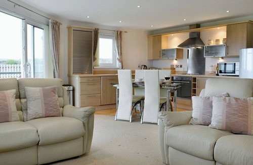 Llanelli Cottage | 2 bedroom accommodation in Llanelli