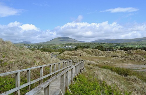 Talybont Cottage | 2 bedroom accommodation in Talybont, near Barmouth