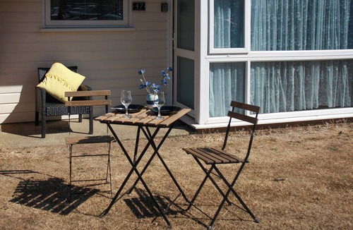 Great Yarmouth Cottage | 2 bedroom accommodation in Hemsby