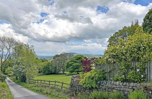 Ilkley Cottage | 2 bedroom accommodation in Burley Woodhead, near Ilkley