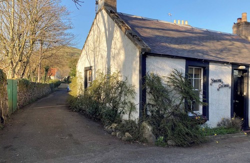 Leven Cottage | 2 bedroom accommodation in Upper Largo, Leven