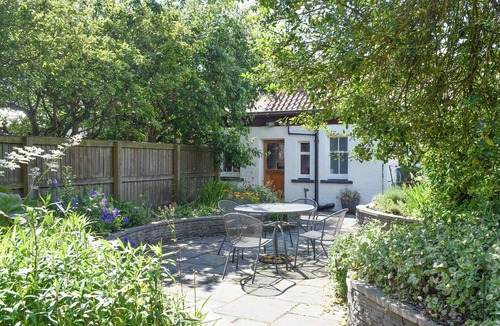 Leven Cottage | 2 bedroom accommodation in Upper Largo, near Leven