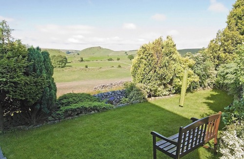 Longnor Cottage | 2 bedroom accommodation in Earl Sterndale, near Buxton