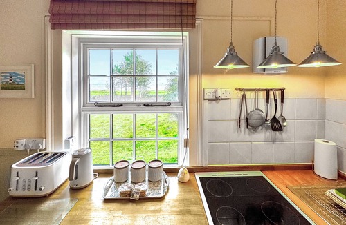 Happisburgh Cottage | 2 bedroom accommodation in Happisburgh, near Cromer