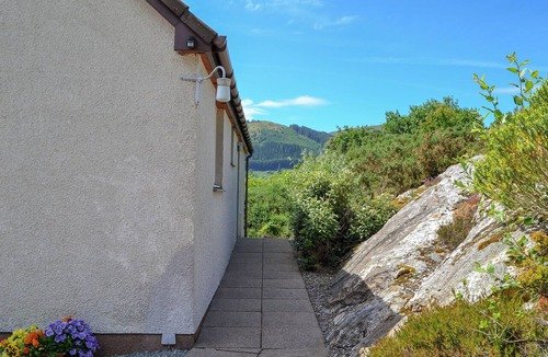 Kyle Cottage | 2 bedroom accommodation in by Inverinate, Kyle