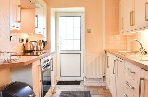Looe Cottage | 2 bedroom accommodation in Lanreath, near Looe