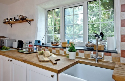 Looe Cottage | 2 bedroom accommodation in St Martin, near Looe