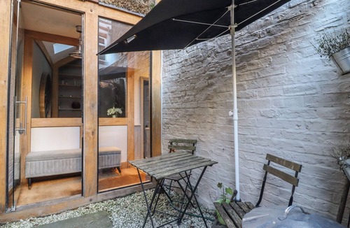 Knaresborough Cottage | 2 Castlegate