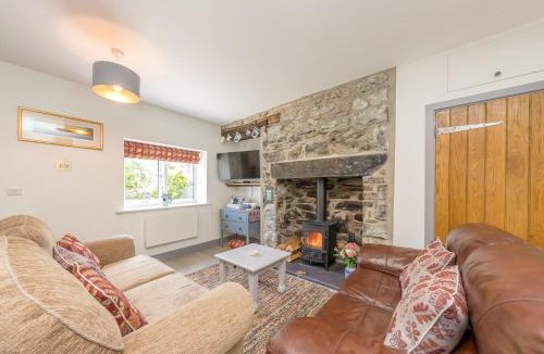 Llanberis House | 2-Merddyn-Coch