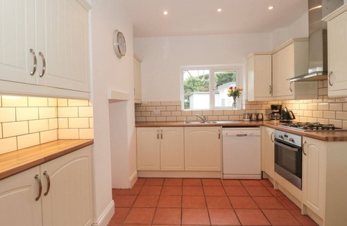 Minehead House | 2 Moorlands, Minehead