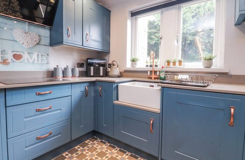 Horton in Ribblesdale Cottage | 2 ROCK VIEW, pet friendly, character holiday cottage in Settle